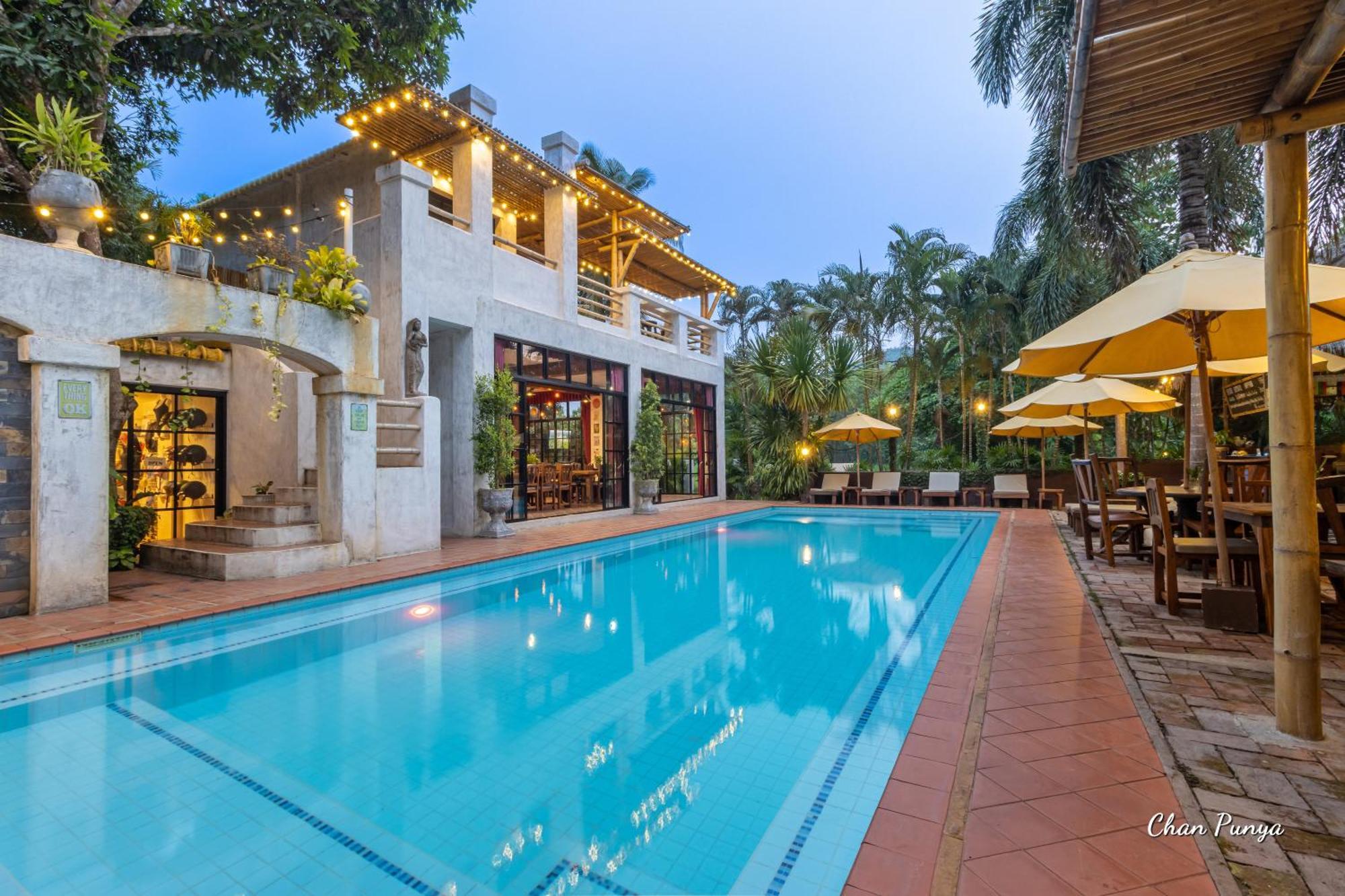 Baanpong Lodge San Kamphaeng Екстериор снимка