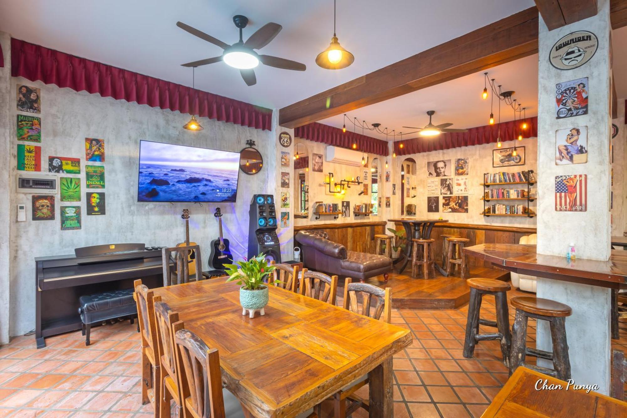 Baanpong Lodge San Kamphaeng Екстериор снимка