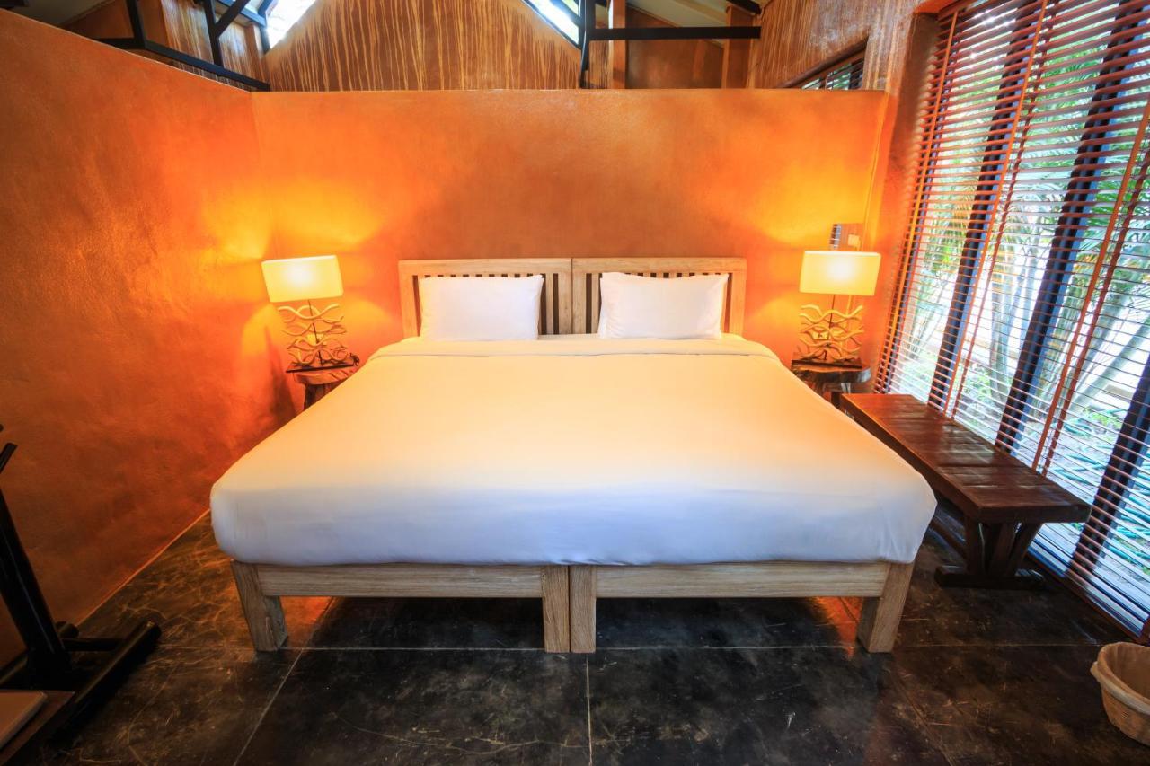 Baanpong Lodge San Kamphaeng Екстериор снимка